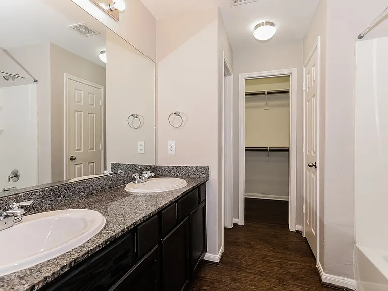 13042 Rose Landing Dr — Photo 10
