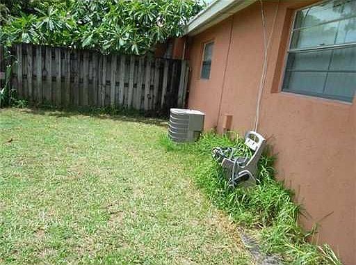 2nd image of 3844 Heather Dr E