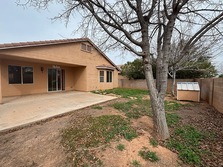 5558 Wilder Dr — Photo 17