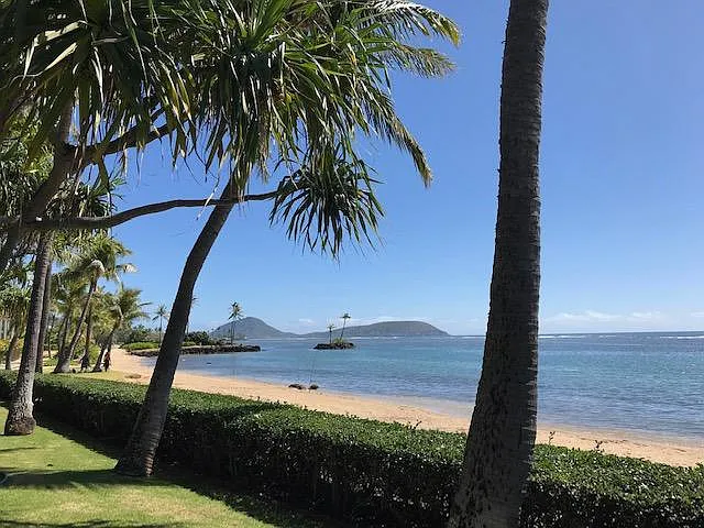 Beach of next door Kahala Resort