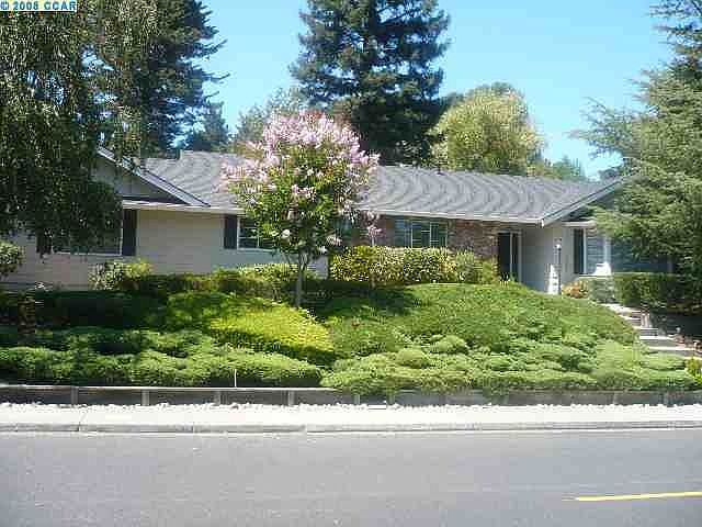 1st image of 203 Corliss Dr