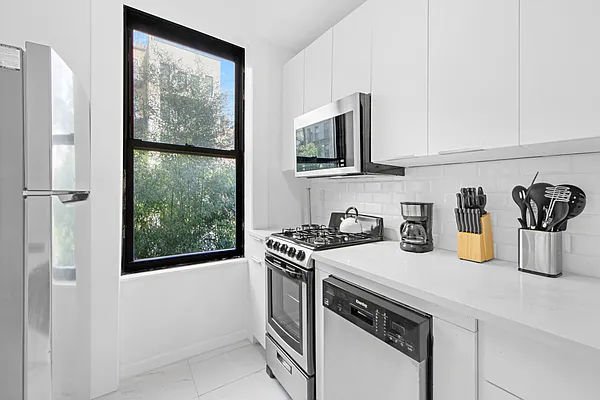 Rented by Outpost Brokerage LLC | media 17