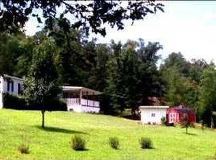 395 Broadus Rd, Cleveland, GA 30528