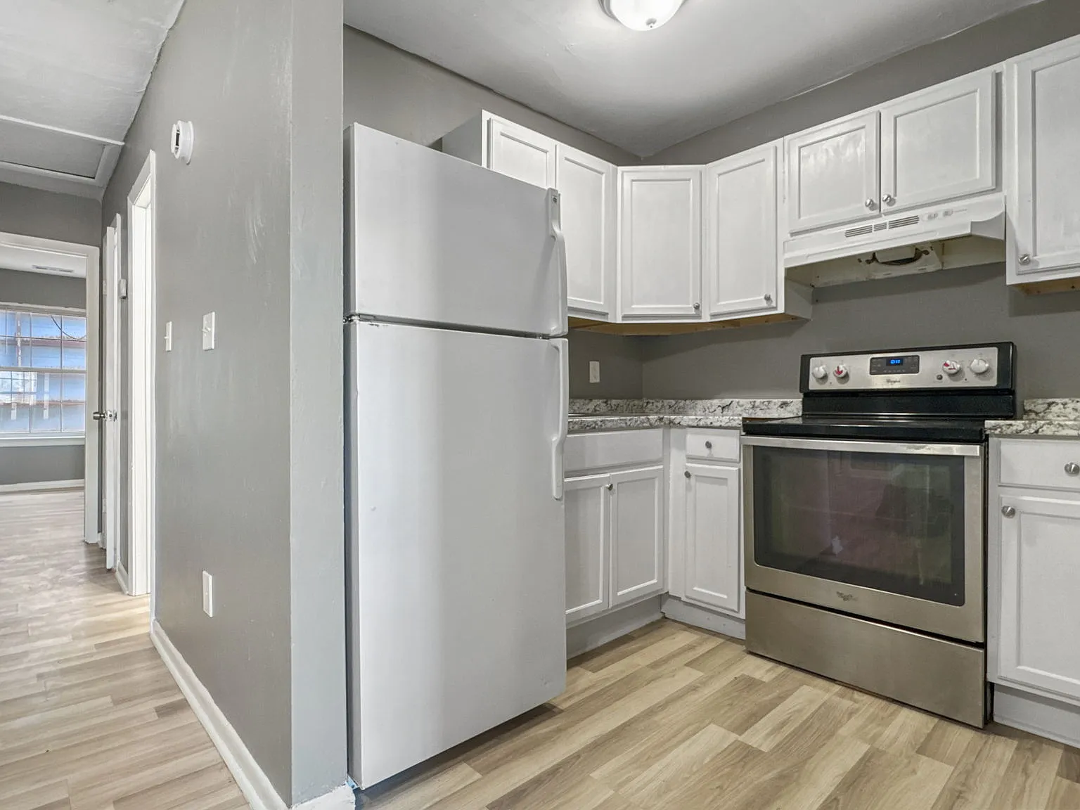 1100 Wilson Rd - Unit 15 — Photo 3