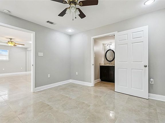 5th image of 2212 Kenneth Dr