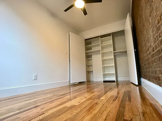 Rented by Building Equity Real Estate LLC | media 7