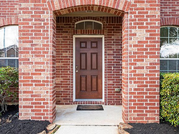 5th image of 9526 Tartan Manor St