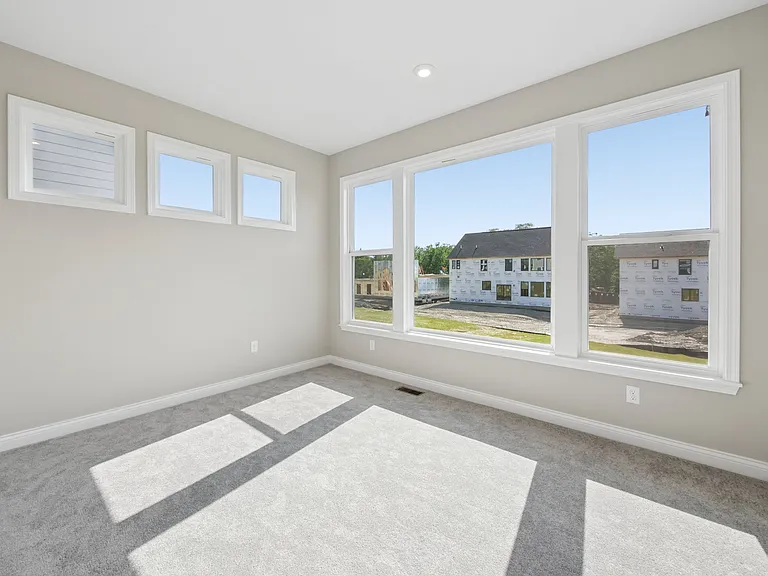 5195 Brookfield Dr — Photo 20
