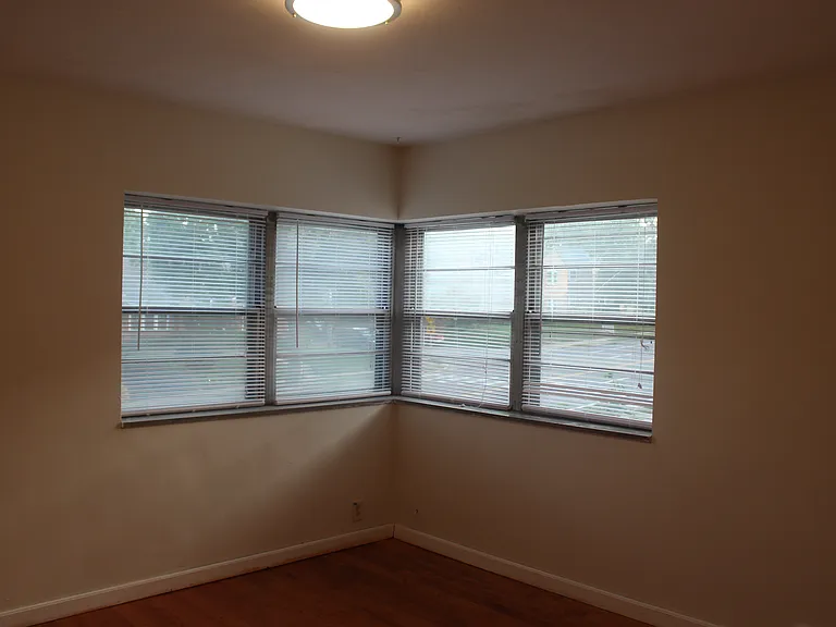 7957 Delmar Blvd #2 — Photo 21