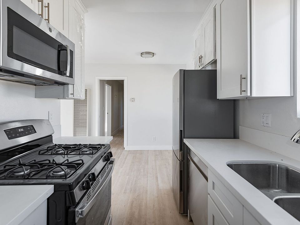 1st image of 1408 S Saint Andrews Pl #3