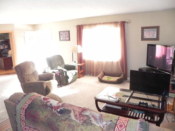 5th image of 4246 Vermont Ave