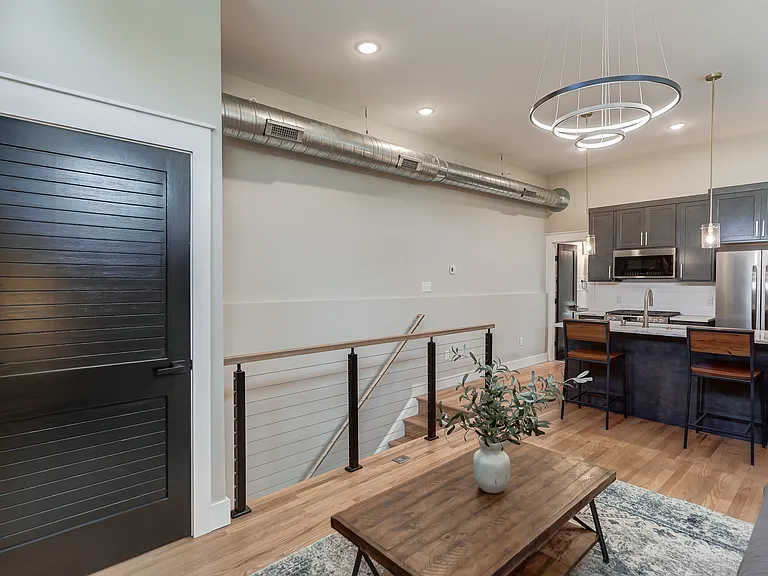 1523 W Cary St #9I — Photo 6
