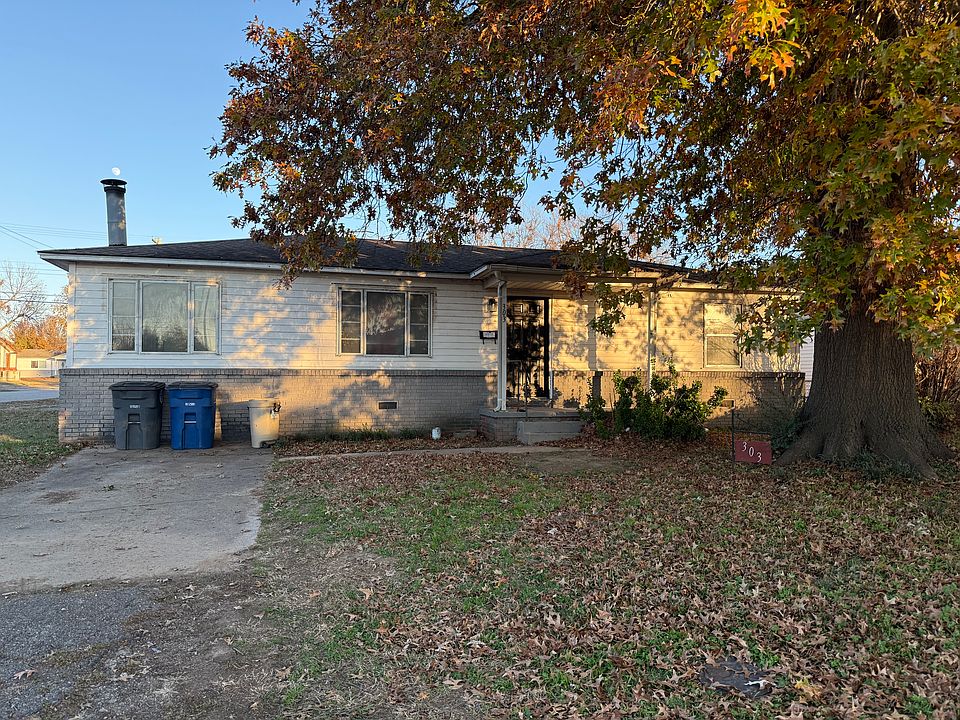 1st image of 303 S 44th West Ave