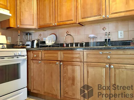 Rented by Box Street Properties LLC | media 10