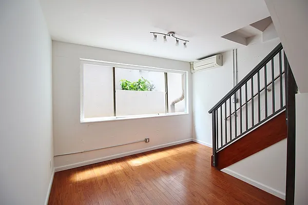 Rented by Julianna Realty Corp | media 11