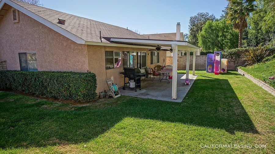 2nd image of 27859 Spruce Creek Cir