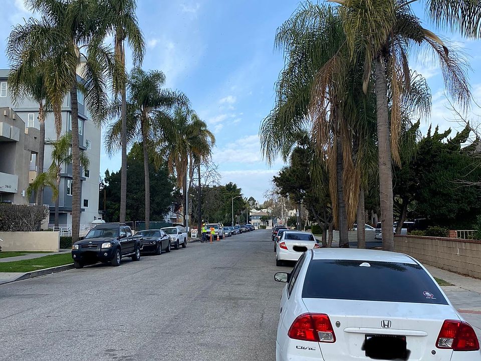 Nice quiet neighborhood.