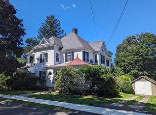 6 Cedar St, Clinton, MA 01510