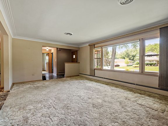 3rd image of 13045 S 70th Ct