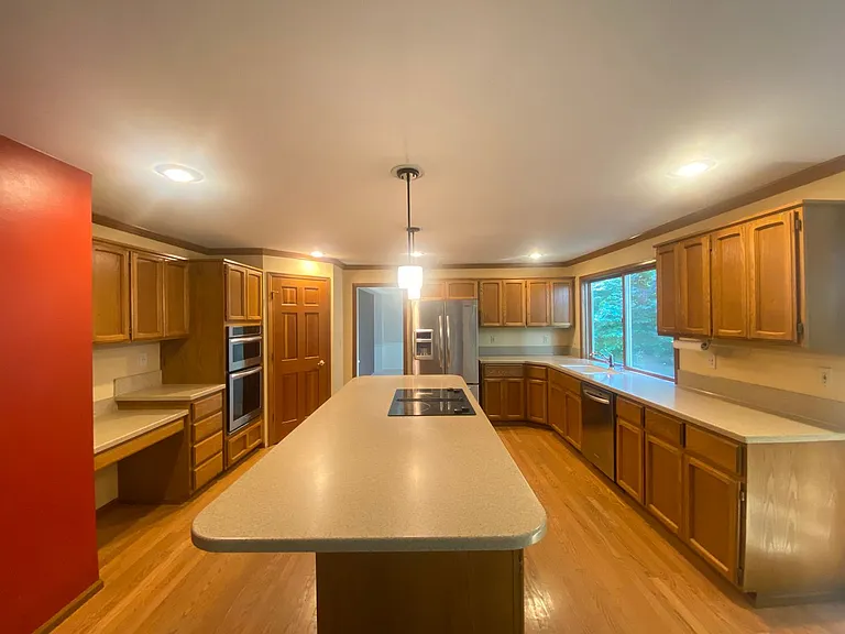 18139 NE 99th Way — Photo 8