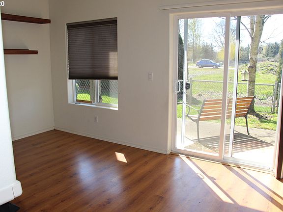 5th image of 5264 NE 121st Ave APT V237
