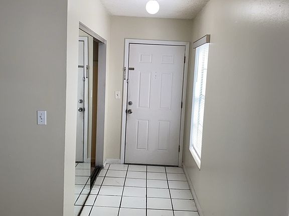 2nd image of 1717 Michigan Ave APT B