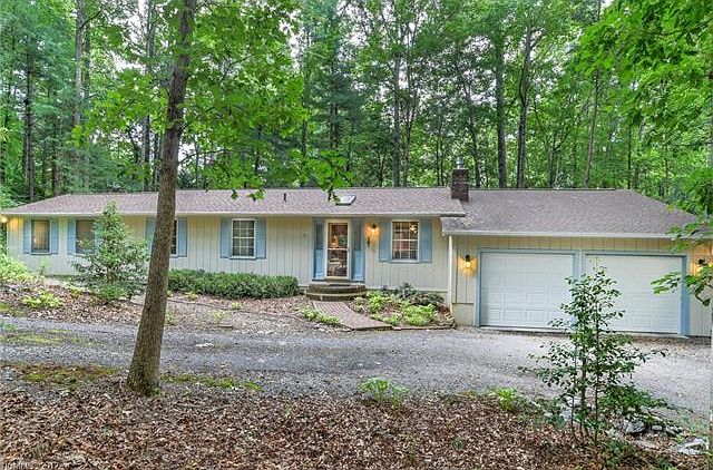 1st image of 203 Gosling Dr