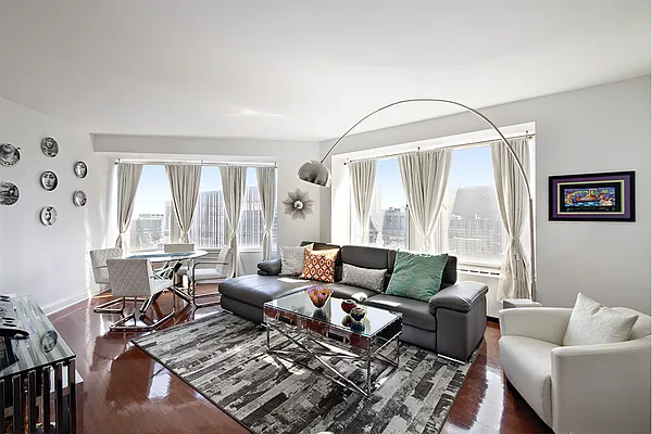 Sold by Stribling | media 1