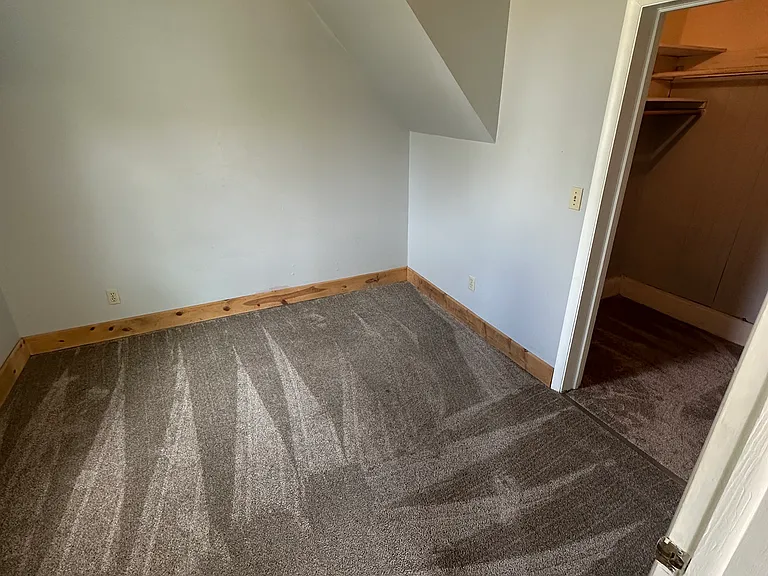 324 W Morase St — Photo 5