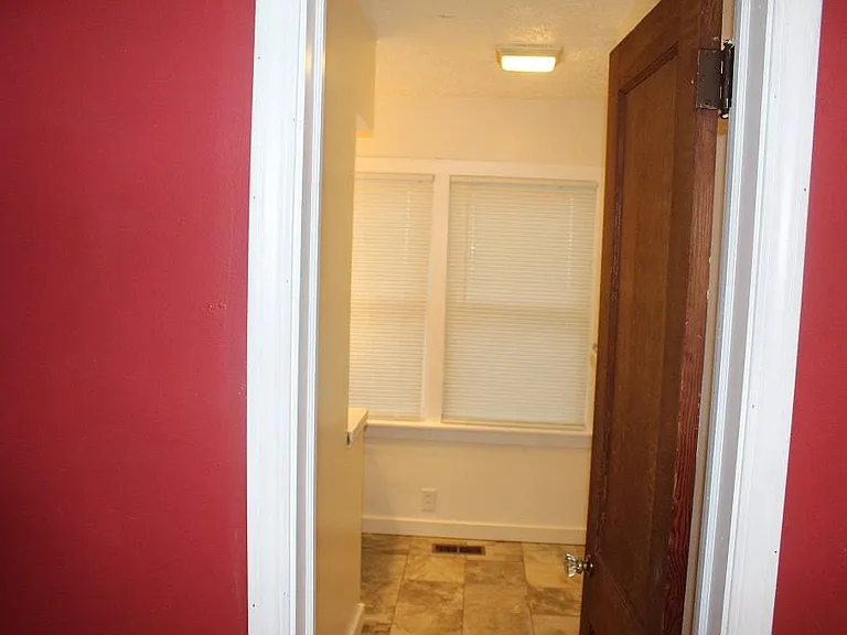 203 S Clark St — Photo 25