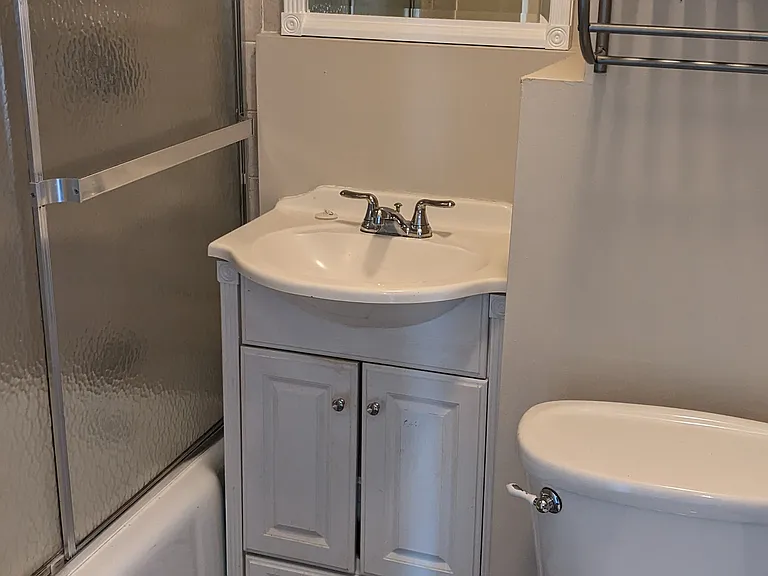 76 Bremond St #1 — Photo 15