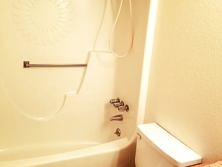 916 44th Avenue Ct #28 — Photo 27