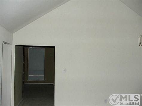 4th image of 1412 Melody Ln