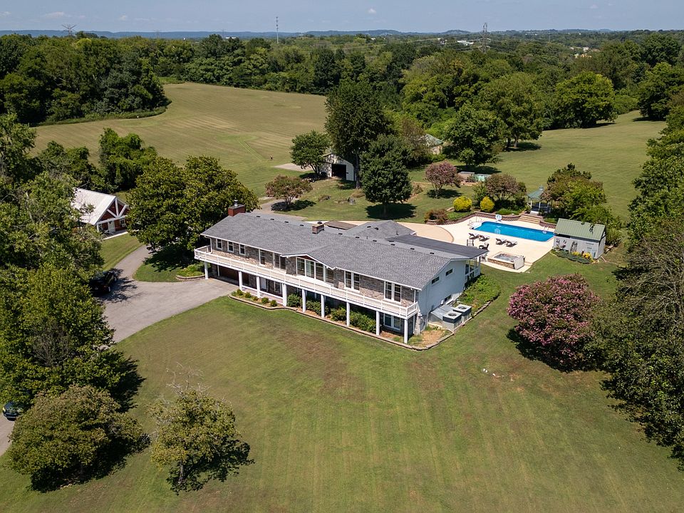 1st image of 344 Peach Valley Rd