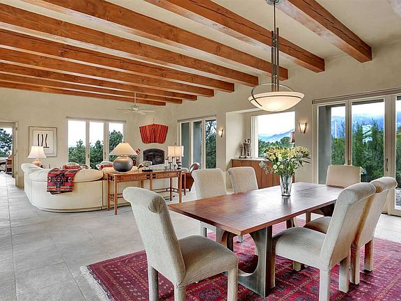4th image of 1002 Camino Del Monte