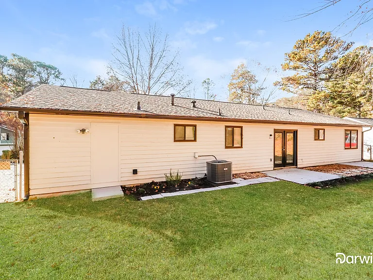 5299 Arrowind Rd — Photo 15