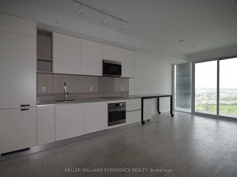 39 Mary St #1901 — Photo 5