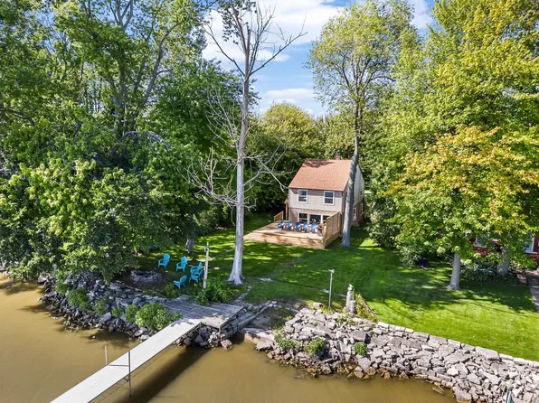 W7167 Firelane #2, Menasha, WI 54952