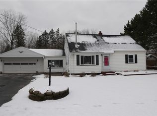 2875 Manitou Rd, Rochester, NY 14624