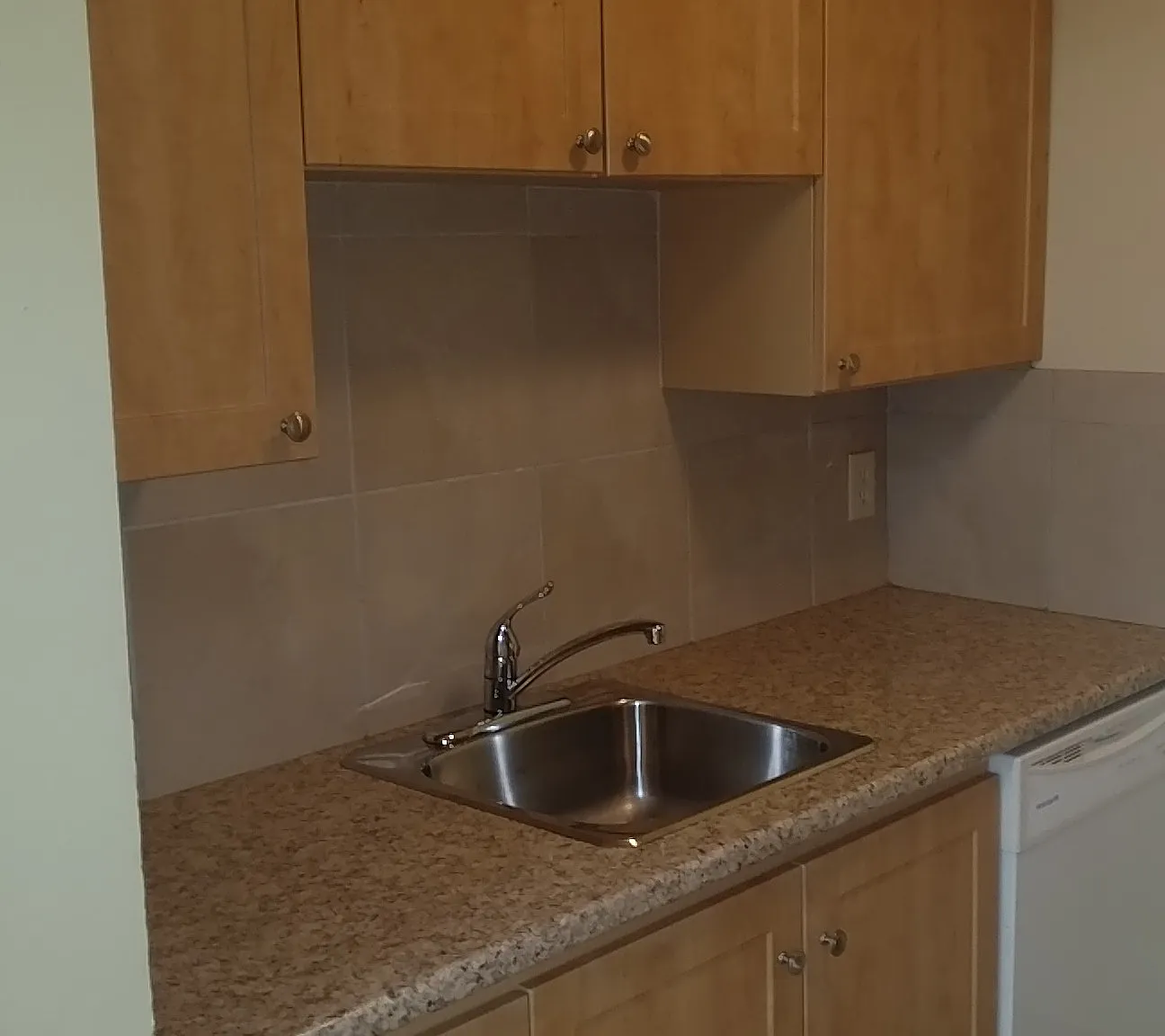 1 bed, 790 sqft, $1,338 — Photo 2