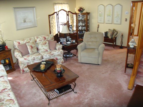 3rd image of 116 Bayview Ave