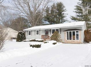 32 Whippletree Rd, Ballston Spa, NY 12020