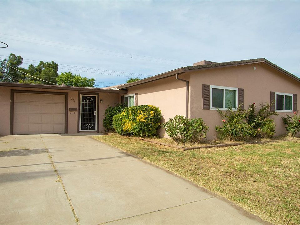2nd image of 3237 Langley Way