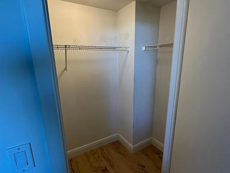 1551 N Flagler Dr #708 — Photo 16
