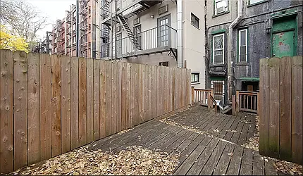 Rented by R New York