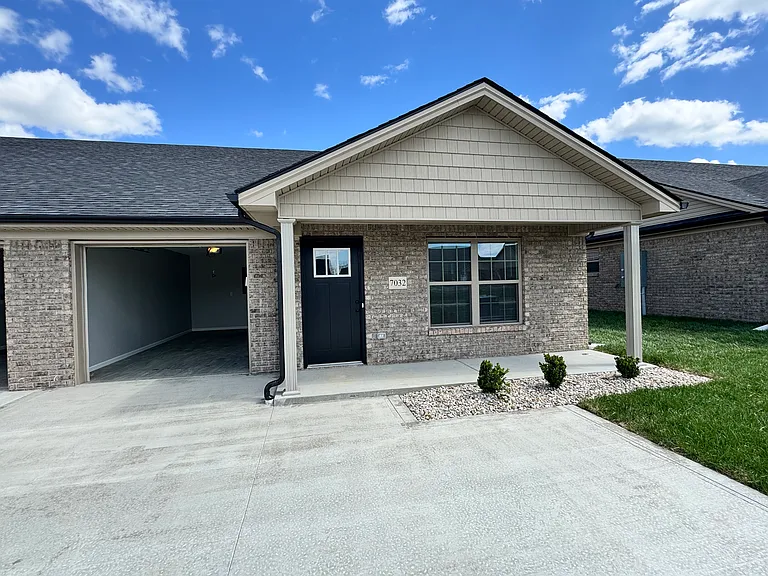7032 Caravan Dr — Photo 1