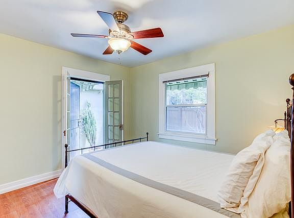 5th image of 3840 Brunswick Ave
