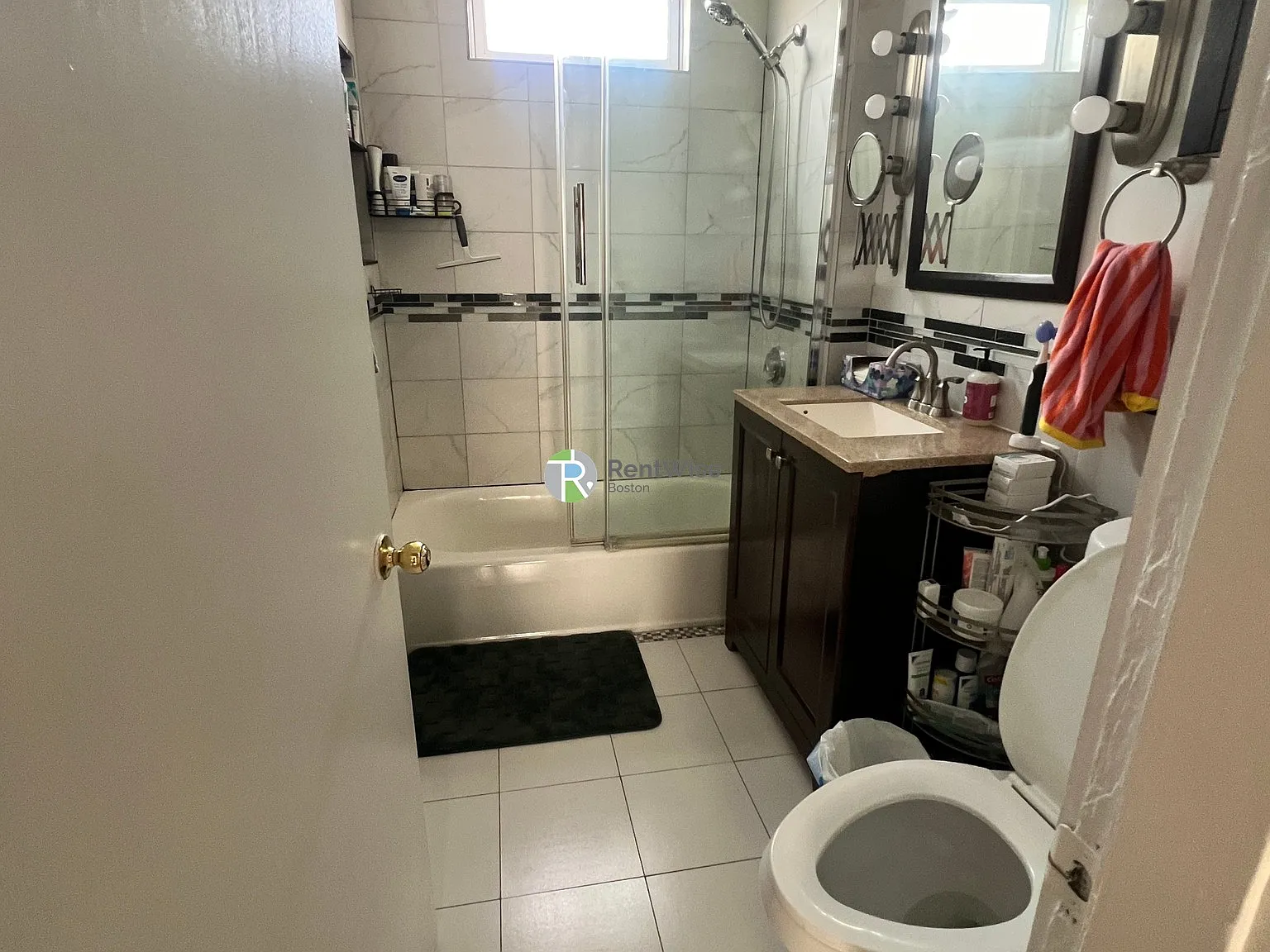 5 bed, 2.0 bath, $6,750 — Photo 4