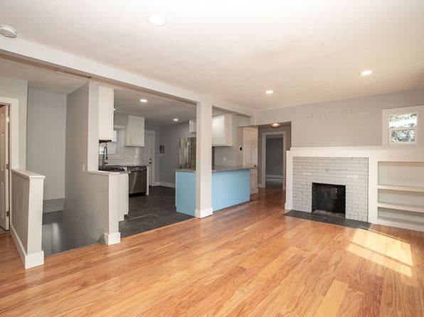 637 W 10th St, Loveland, CO 80537