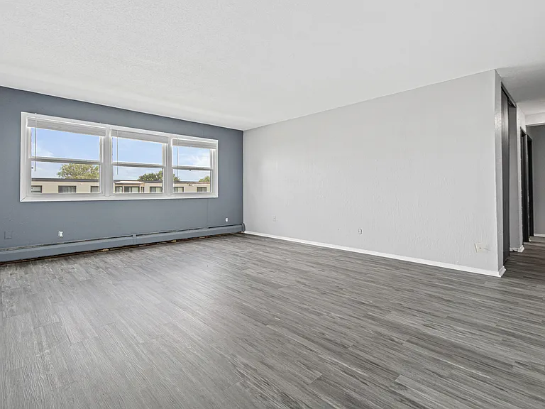 Ridgebrook Apartments — Photo 33